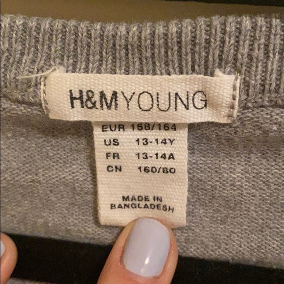 H&M grey button up cardigan - Picture 3 of 3